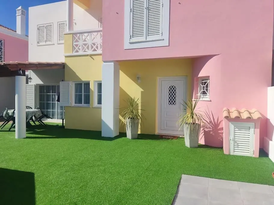 Central Location 3 Bedroom Villa Albufeira