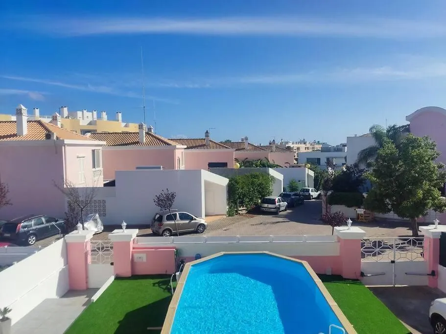 Central Location 3 Bedroom Villa Albufeira