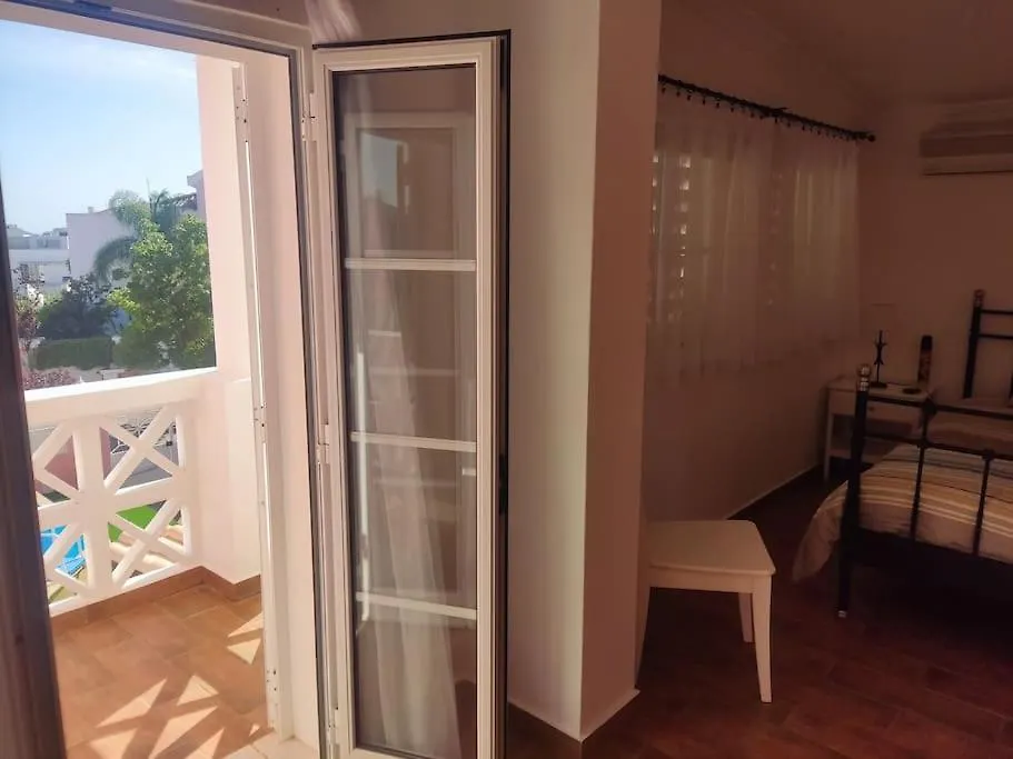 Central Location 3 Bedroom Villa Albufeira Portugal